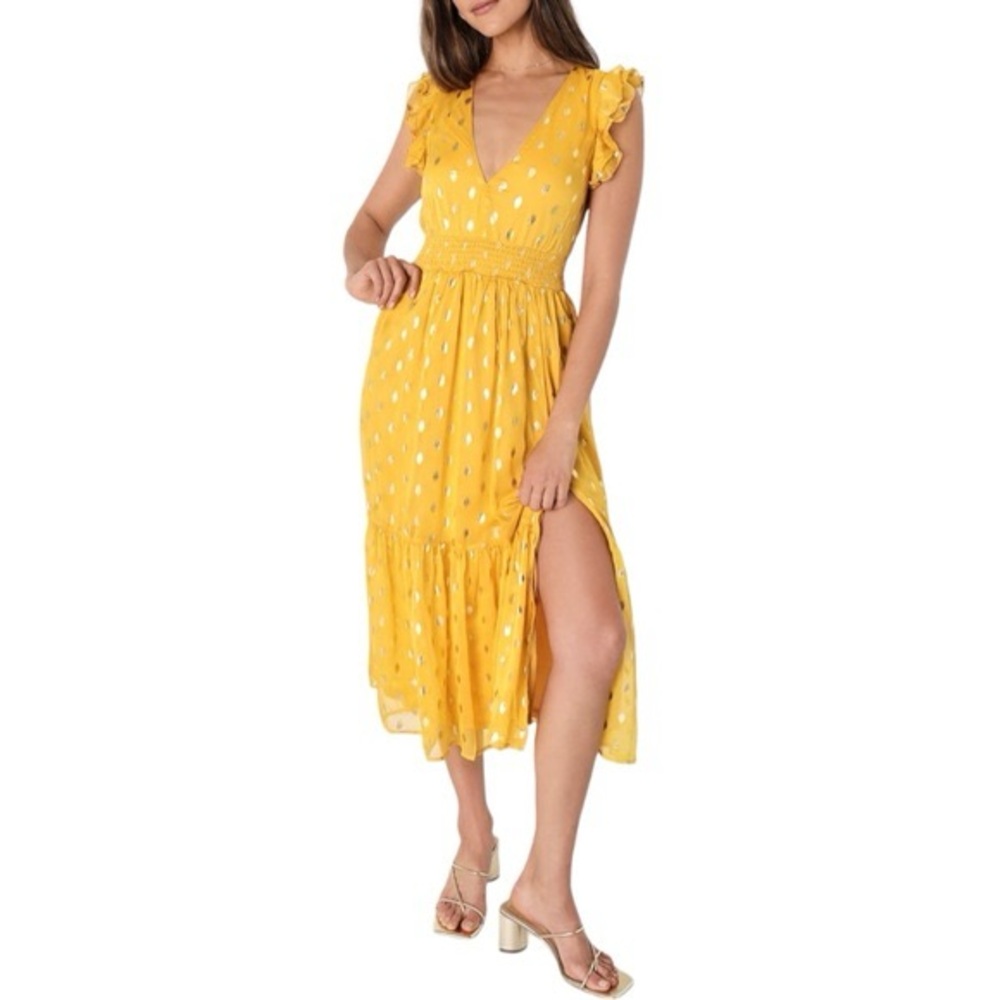 Lulu’s Sleeveless Ruffle Dress
